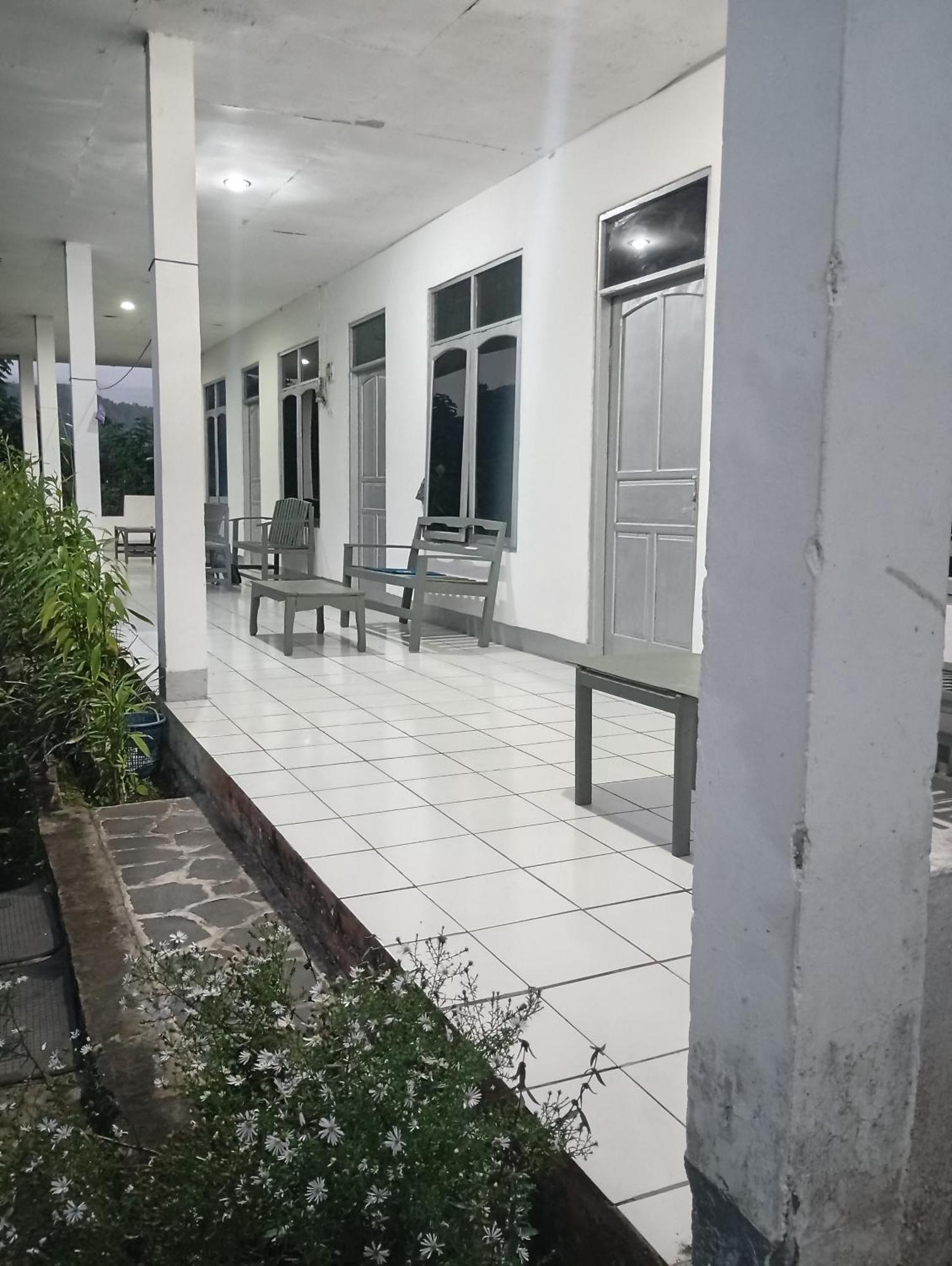 Hidayah Homestay Kelimutu Dış mekan fotoğraf
